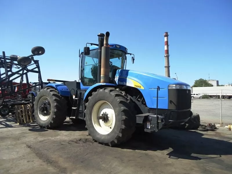 Трактор колесный NEW HOLLAND Т9060