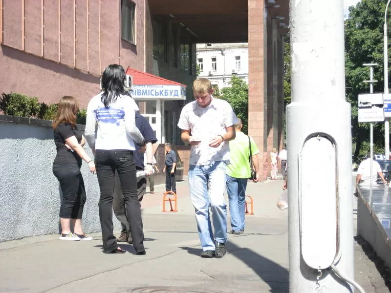 раздача листовок,  расклейка объявлений,  распространение в почтовые ящи 16