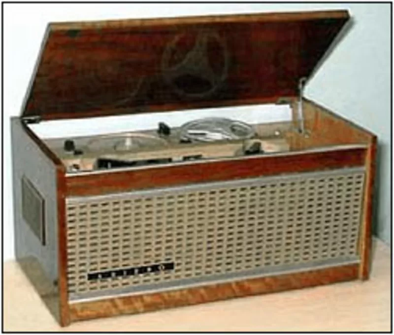 Катушечный магнитофон - Днепр-14А. (Днiпро-14А) 1969. только корпус. 4