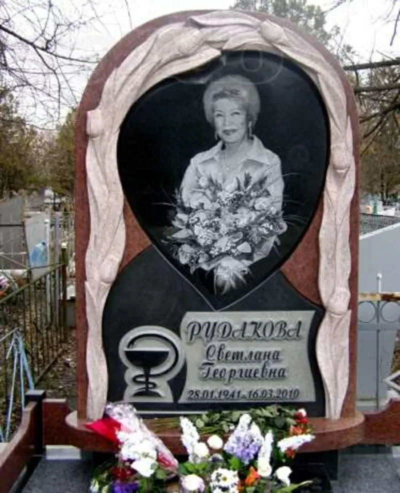 Мраморные и гранитные таблички