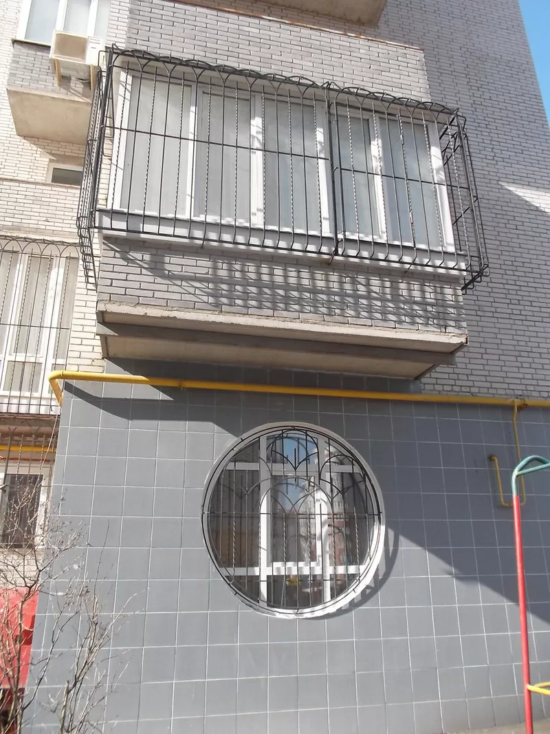 Разнорабочий! Красим гаражи,  ворота,  любые площади! Качественно 4