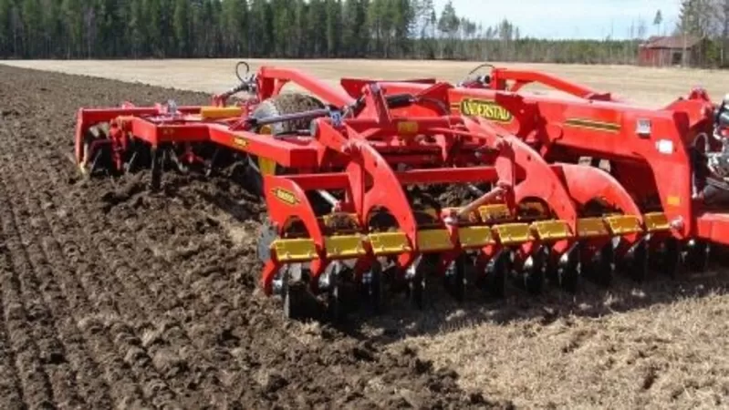 Культиватор VADERSTAD Top - Down 500