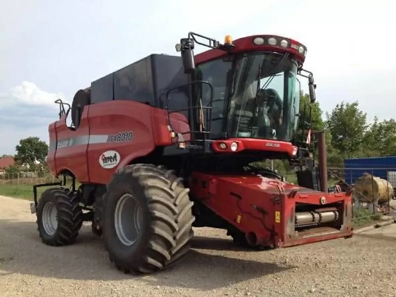 Комбайн CASE IH 8010