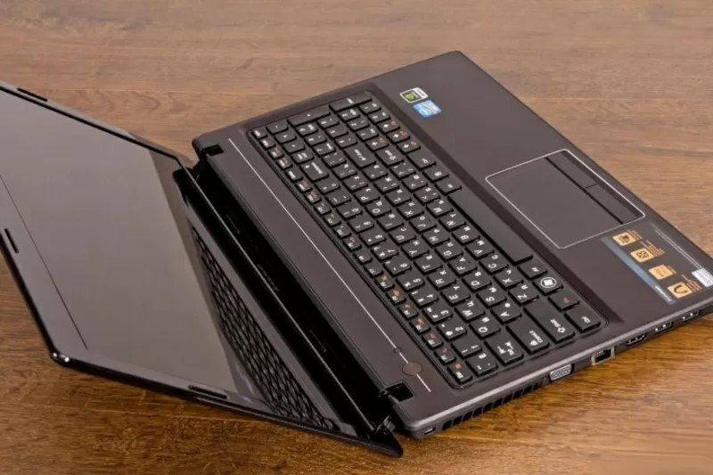 Продам по запчастям ноутбук Lenovo G580 (разборка и установка).