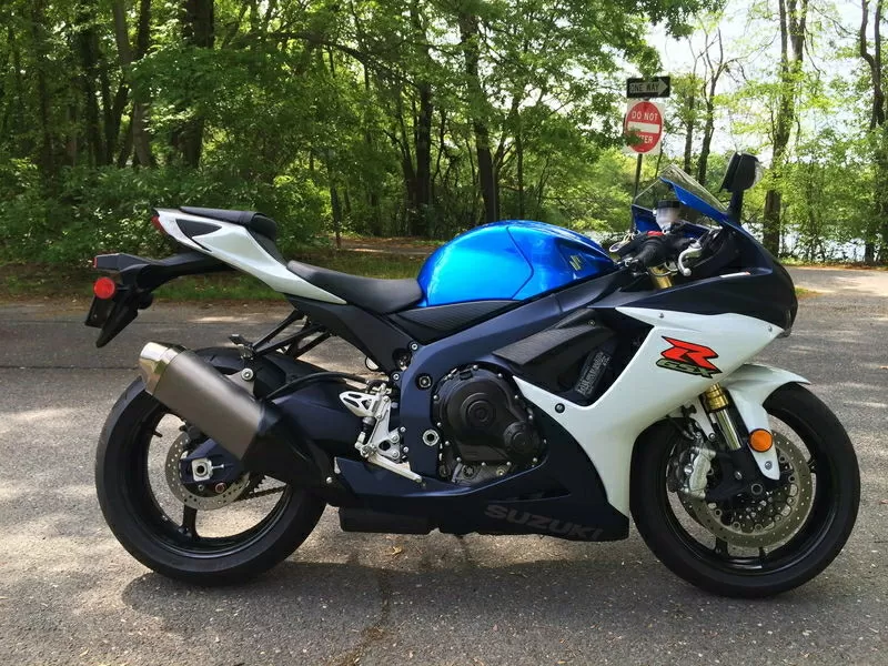 Suzuki GSX-R 750