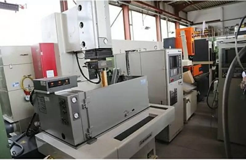 Mitsubishi M 55 J - Прошивной электроэрозионный станок 6