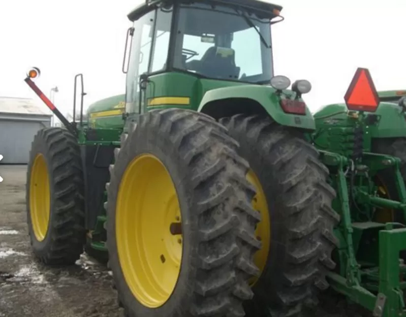 Колісний трактор JOHN DEERE 9220