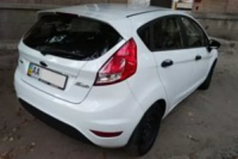 Продам свой автомобиль Ford Fiesta 5