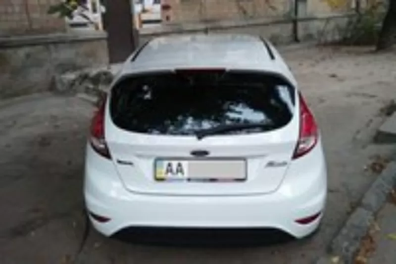 Продам свой автомобиль Ford Fiesta 6