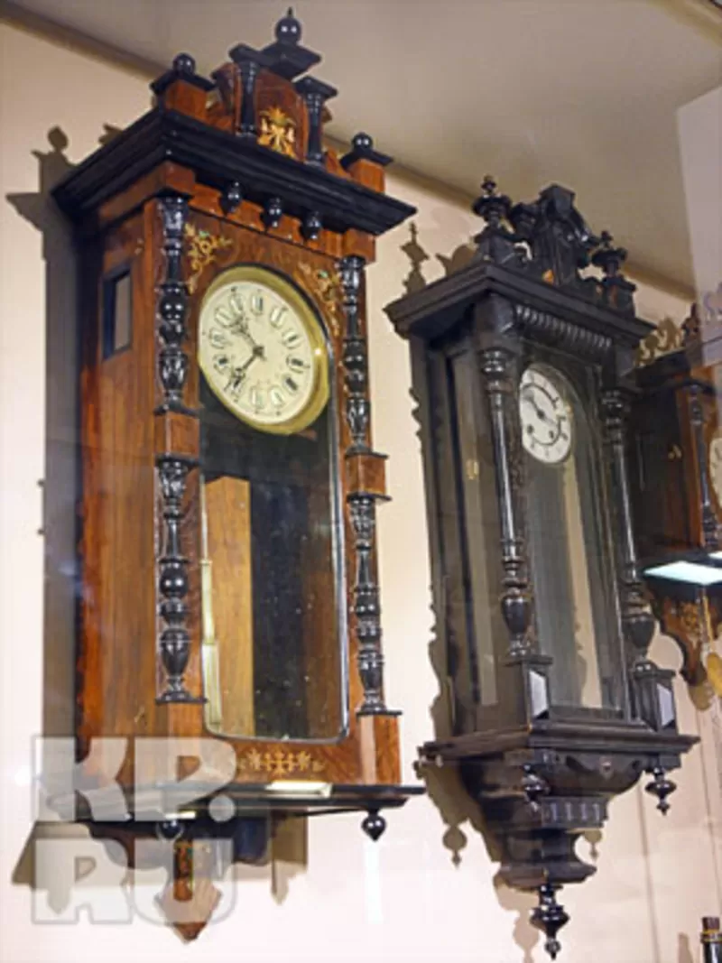 Реставрирую часы старинные и настенные,  патефоны и граммофоны. Профессионально.