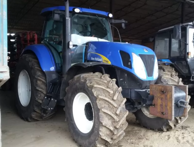 трактор NEW HOLLAND T 7060