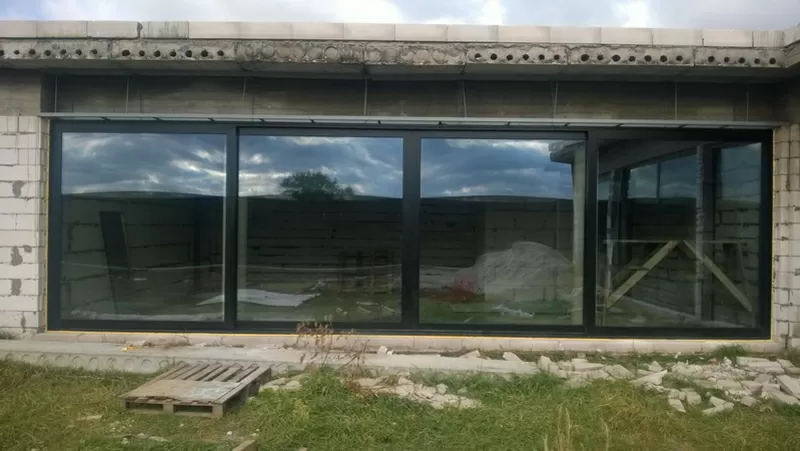 Алюминиевые окна,  двери,  перегородки. 2