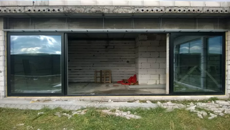 Алюминиевые окна,  двери,  перегородки. 3