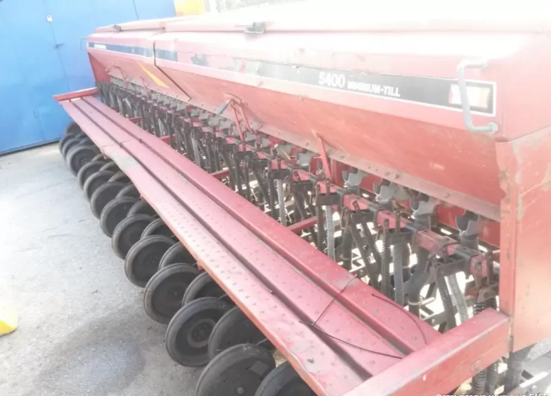 Продам сівалку механічна CASE IH 5400