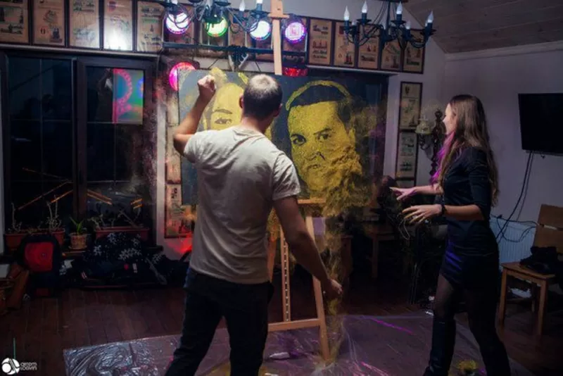 Золотое шоу, золотая пыль, звездное шоу, портрет блестками, художник. 4