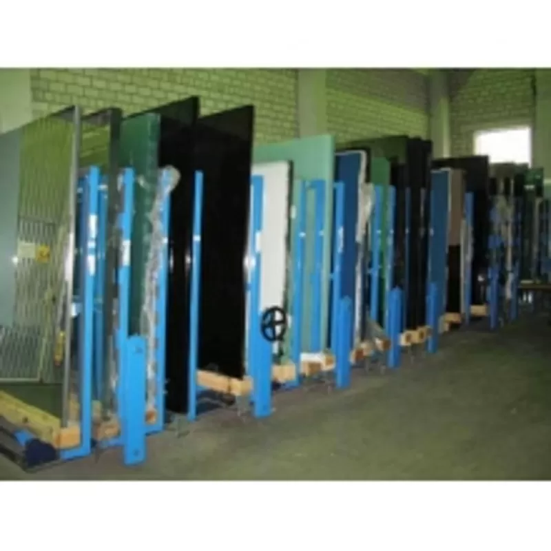 Механический стеллаж хранения листового стекла