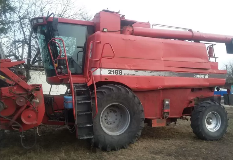 Комбайн CASE IH 2188+ жатка + тележка