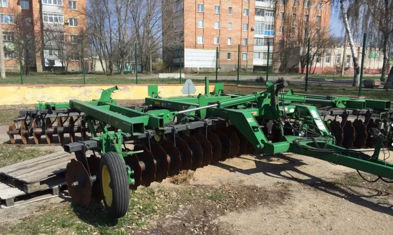 Борона JOHN DEERE 637 