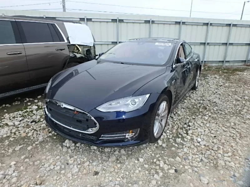 Крупная разборка запчасти Tesla model S “12-15”