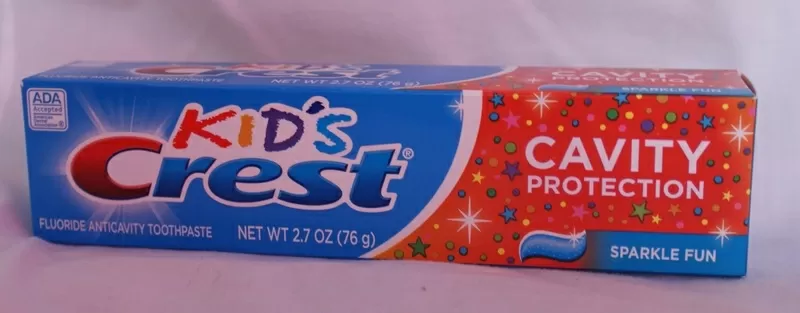 Детская зубная паста Crest Kids Sparkle Fun со вкусом жвачки - оригинал USA