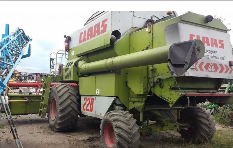 Комбайн CLAAS comandor 2