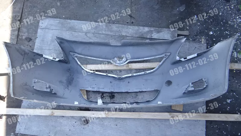 Бампер Передний Toyota Yaris 07-11 5211952530-a Тойота Ярис 4