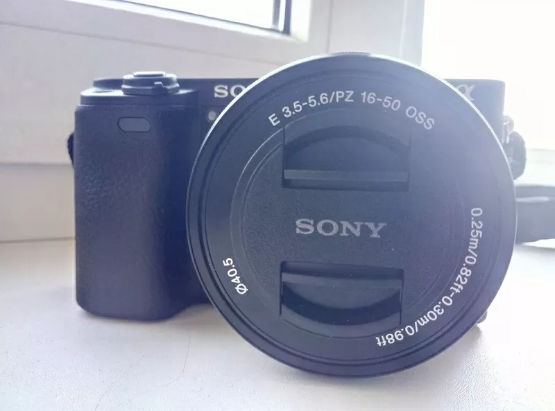 Sony SELP1650 E PZ 16-50mm f/3.5-5.6 OSS 2