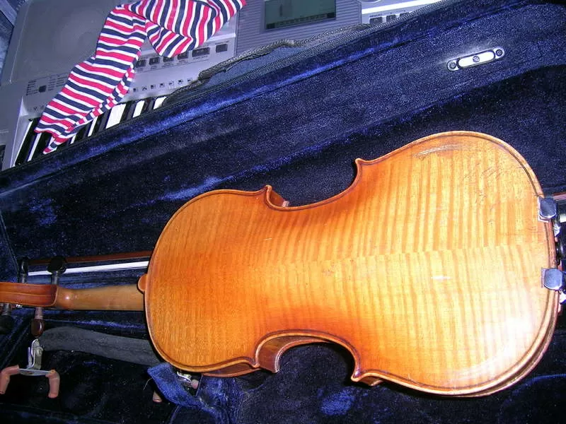 Продам скрипку , немецкая мануфактура, 100 лет, без трещин, для студентов 4