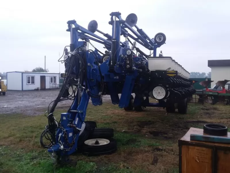 Сівалка точного висіву пневматична KINZE 3700 2