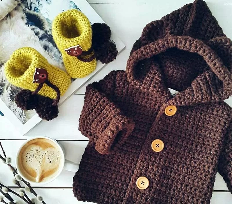 Вязаная одежда и аксессуары под заказ.