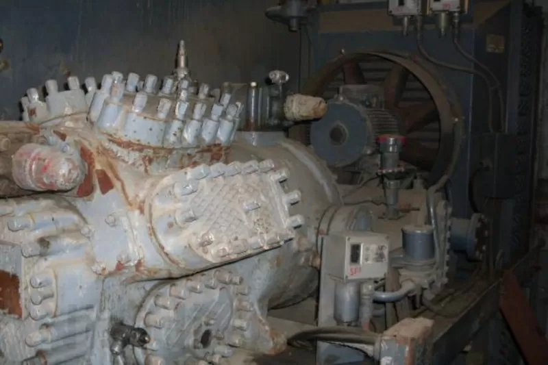 дорого куплю холодильнвй установки 