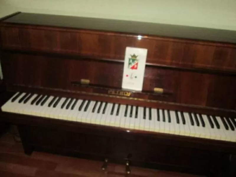 Перевозка пианино,  перевозка рояля,  фортепьяно по Киеву  недорого
