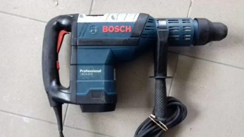 Перфоратор Bosch,  Hilti,  DeWalt. 3