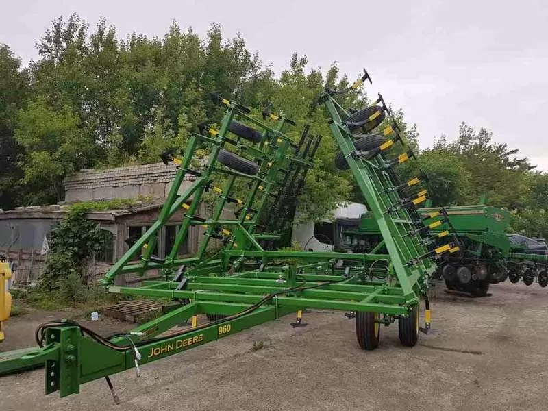 Культиватор John Deere 960 9101112 метров