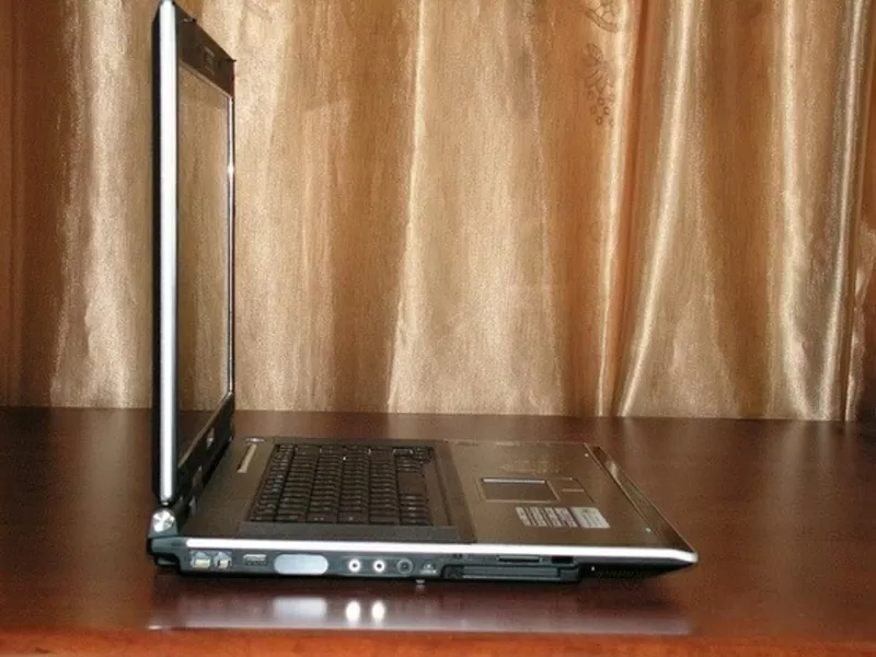 Большой ноутбук Asus A7M (хорошее состояние). 3