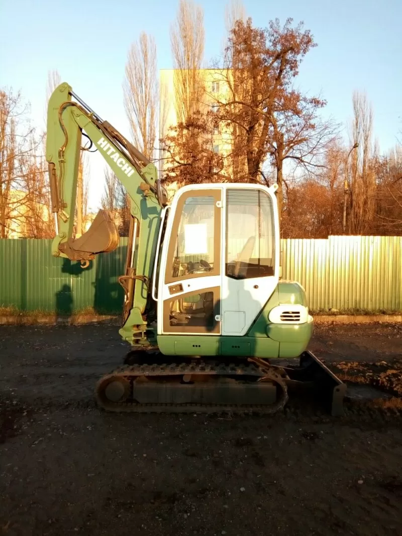 Мини Екскаватор Hitachi ZX35