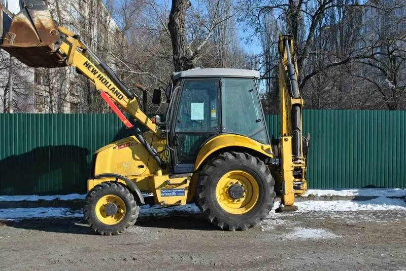 Экскаватор New Holland B100 