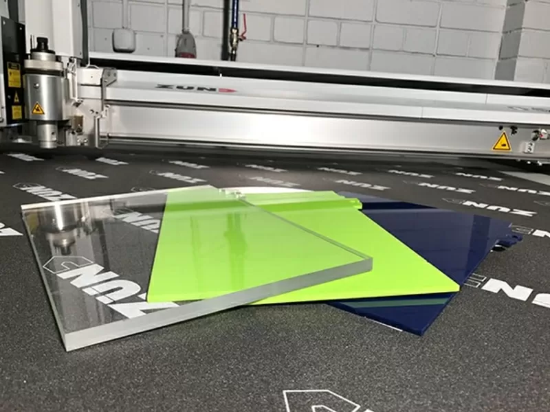 Оргстекло по размерам заказчика