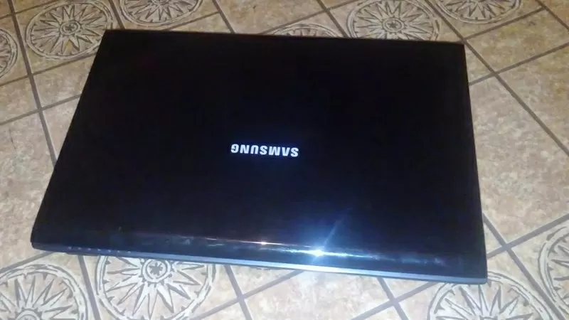 отличный и надежный ноутбук Samsung R522 3
