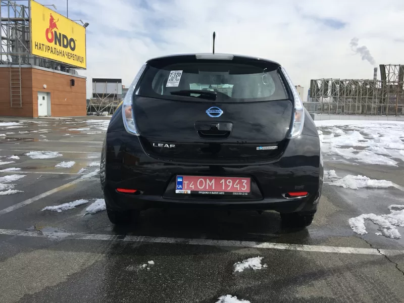 Продам Nissan Leaf в идеальном состоянии 6