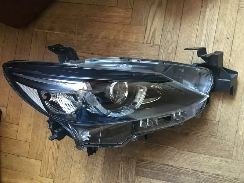 Правая и левая фара для Mazda 6 2016 LED original