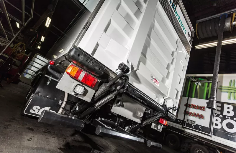 Гидроборт Zepro серии BZ-20 грузоподъемностью 2000 kg