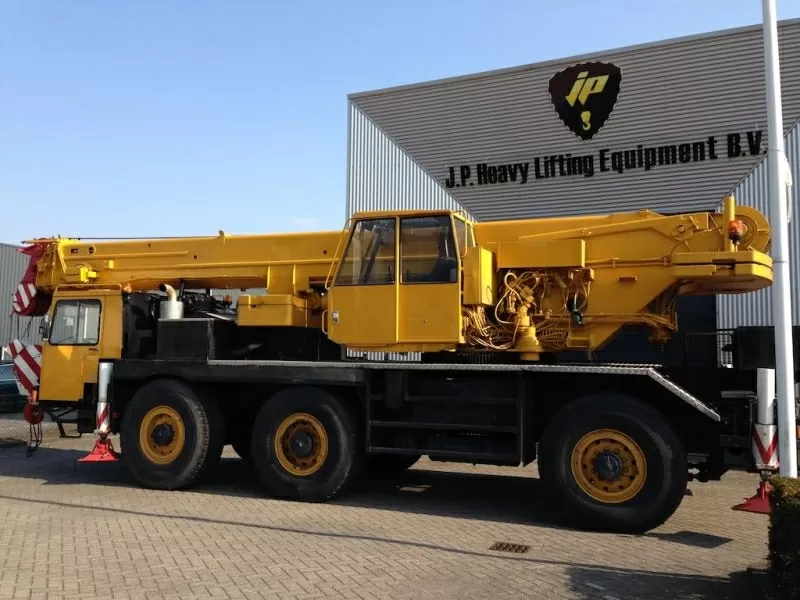 Аренда автокрана Liebherr 1045 45 т  3