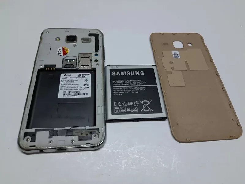 Б/у Samsung Galaxy J5 SM-J500 5