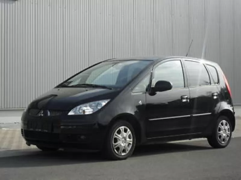 Радиатор кондиционера к Mitsubishi Colt 2004-2008г MR 568975 