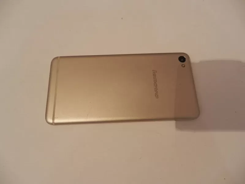 Мобильный телефон Lenovo S90  6