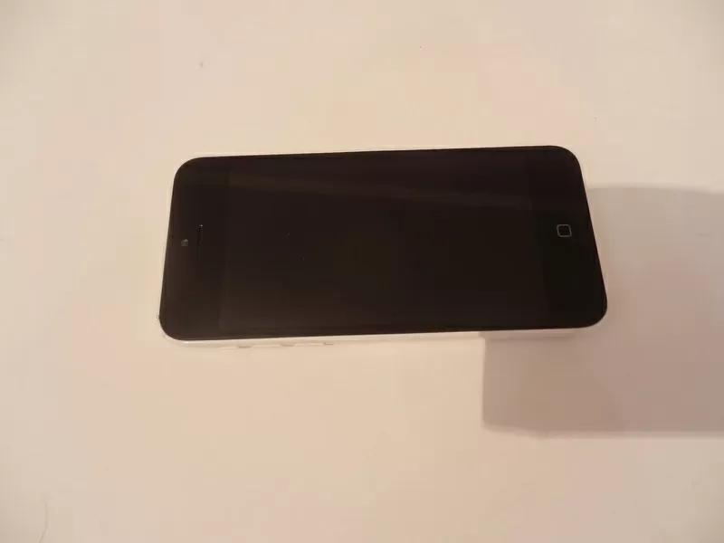 Мобильный телефон Apple iphone 5c 16gb  3