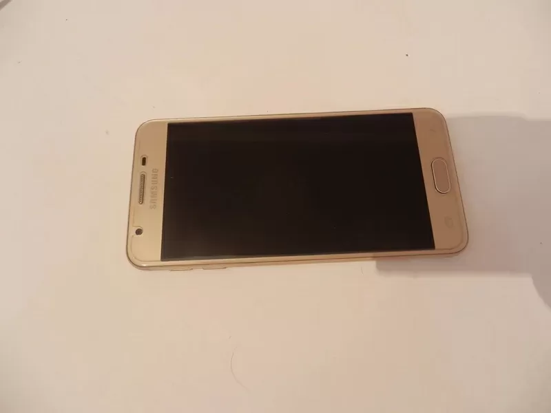 Мобильный телефон Samsung G570 5