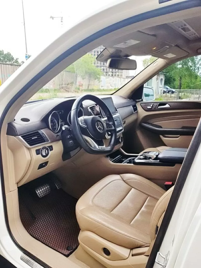 Внедорожник Mercedes-Benz GLE 2018 в аренду 2