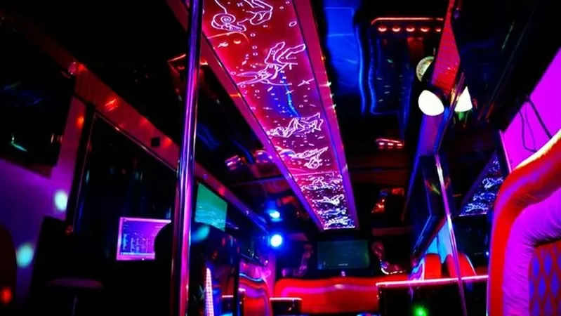 Автобус Пати бас Party Game Bus Infinity прокат 4